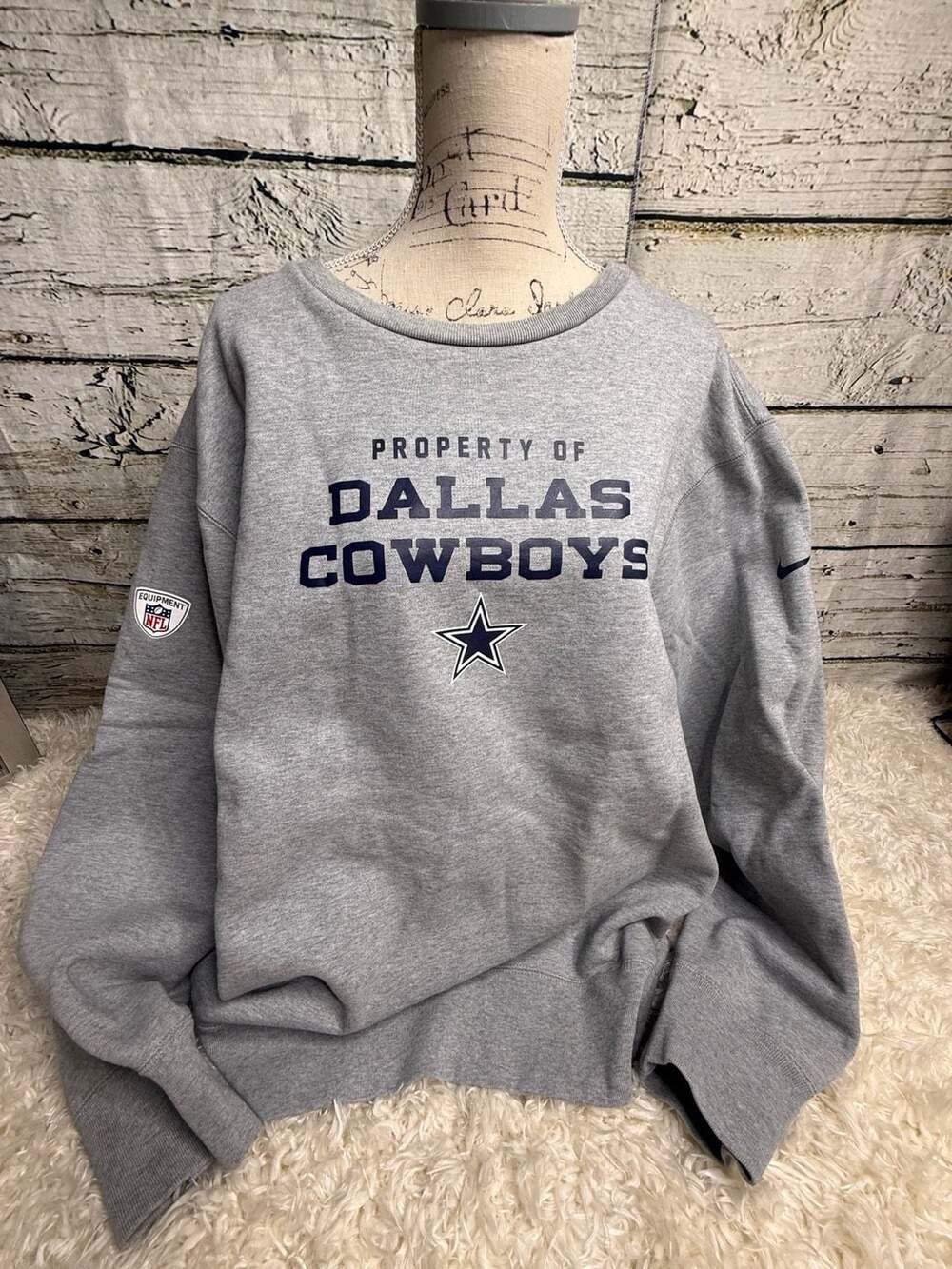 Nike Dallas Cowboys NFL Property Of Performance Crewneck Sweatshirt XXL